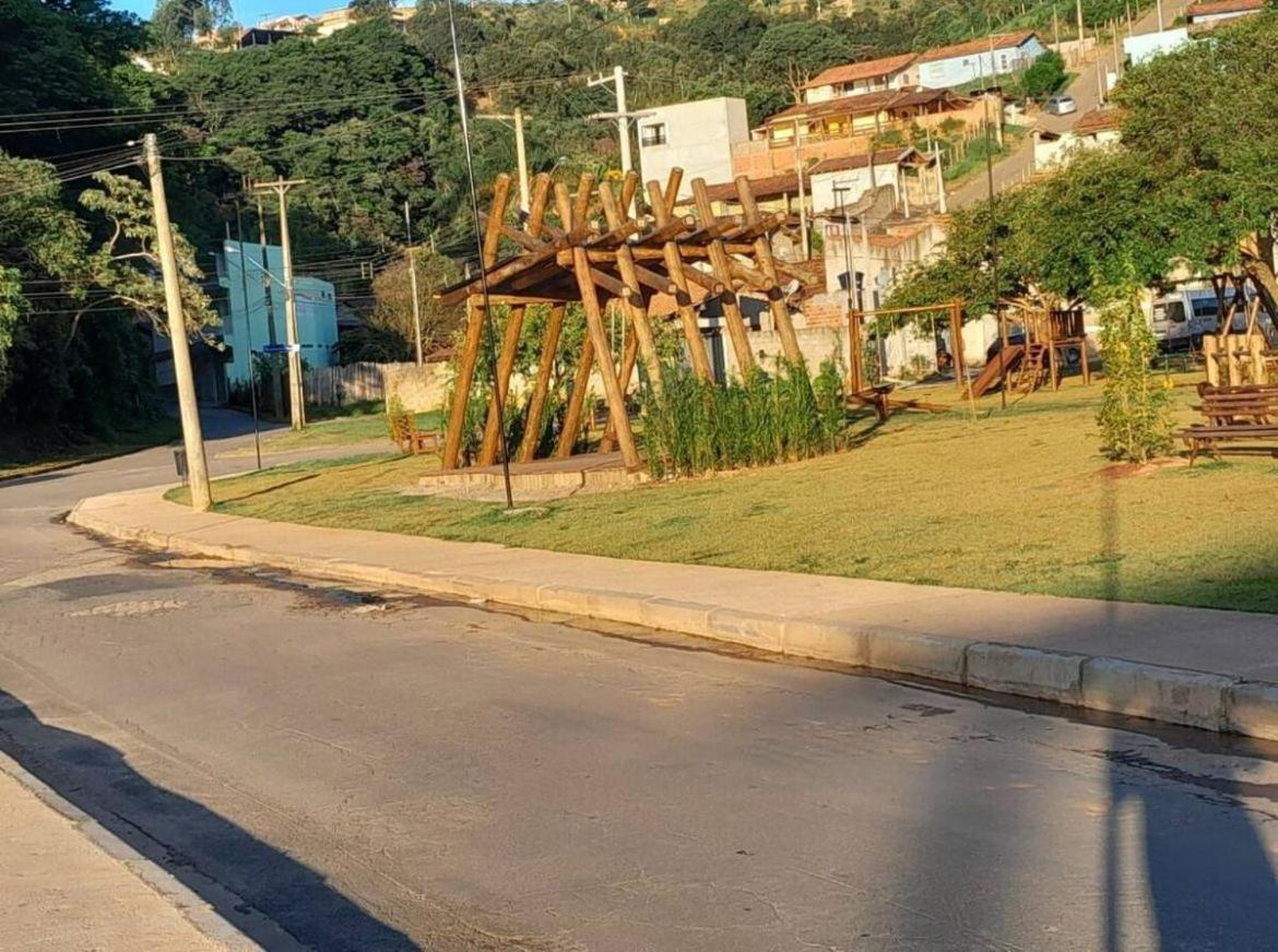 Chales Do Lago Cunha Exterior photo